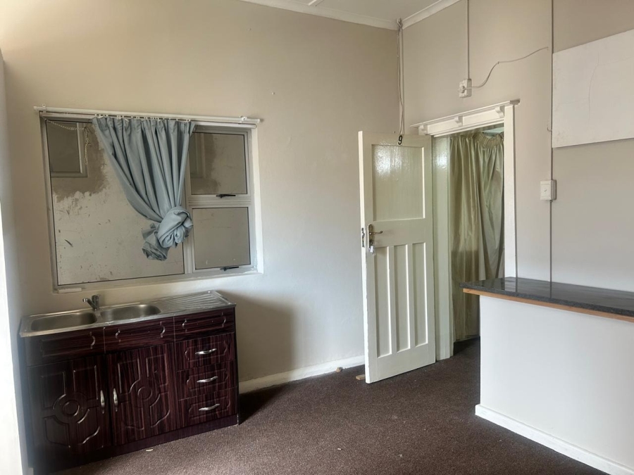 17 Bedroom Property for Sale in Quigney Eastern Cape